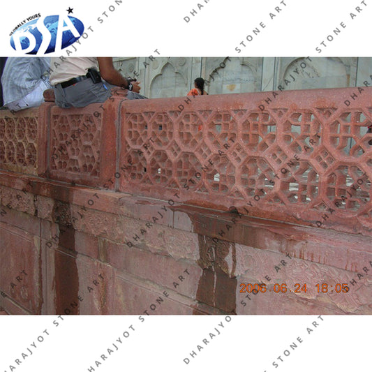 Red Stone Grill Jali