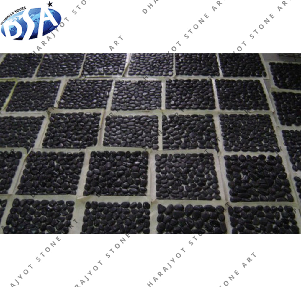 Black Stone Irrgular Round Pebble