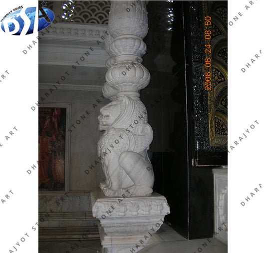 Lion Statue Polished Hand Made White Marble Carving Pillar
