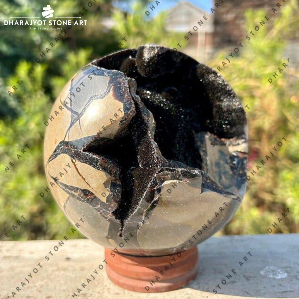 Decorative Handcrafted Stone Geode Marble Ball