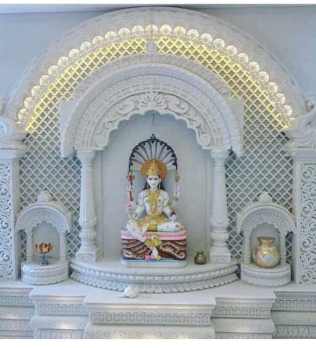 Decorative Handmade Polished Marble Temple Mandir Indoor